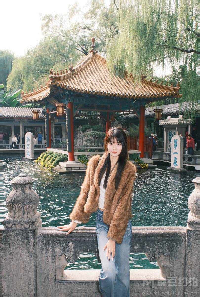 妆容模特