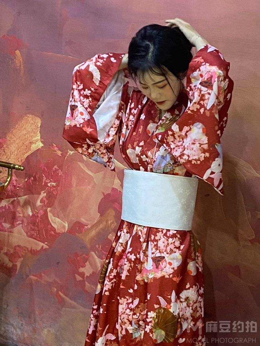 和服模特