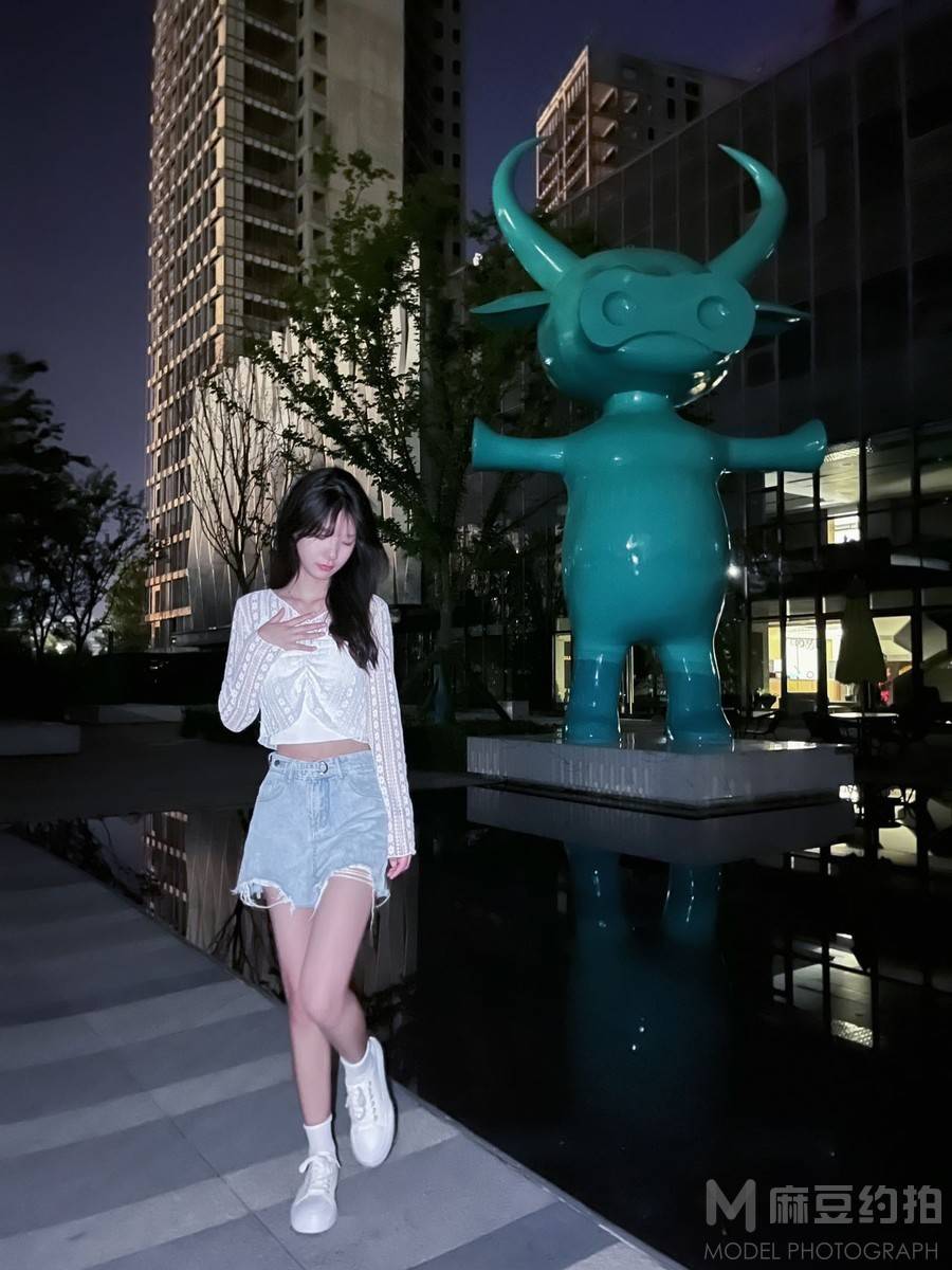 妆容模特
