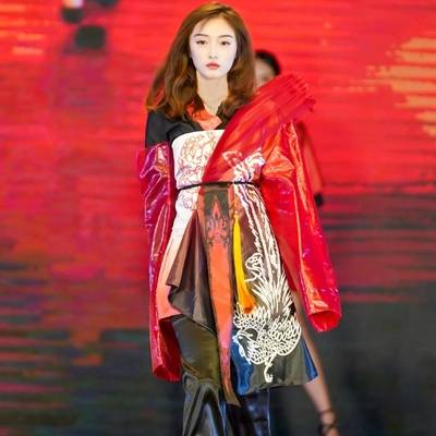 清新模特