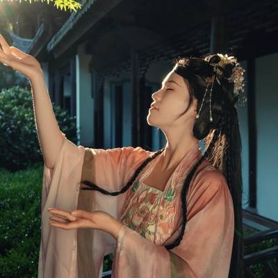 汉服模特