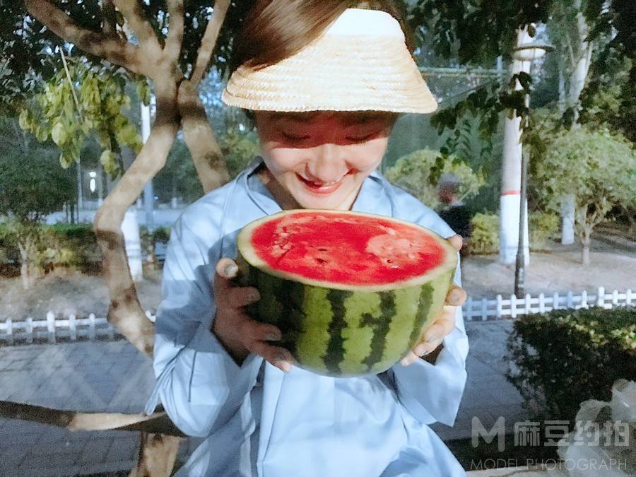 妆容模特