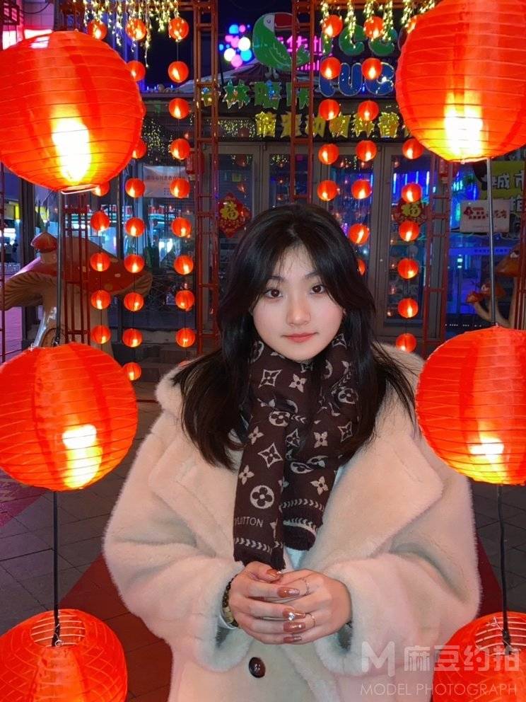 校园模特
