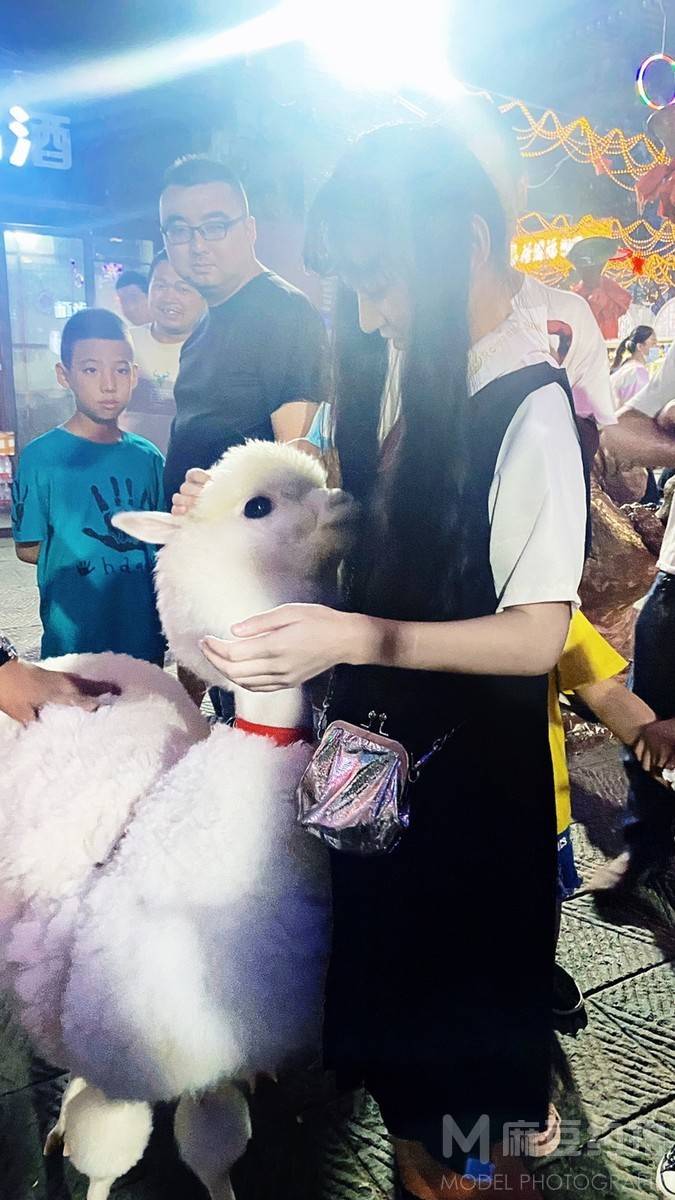 清新模特