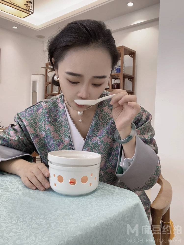 民国模特