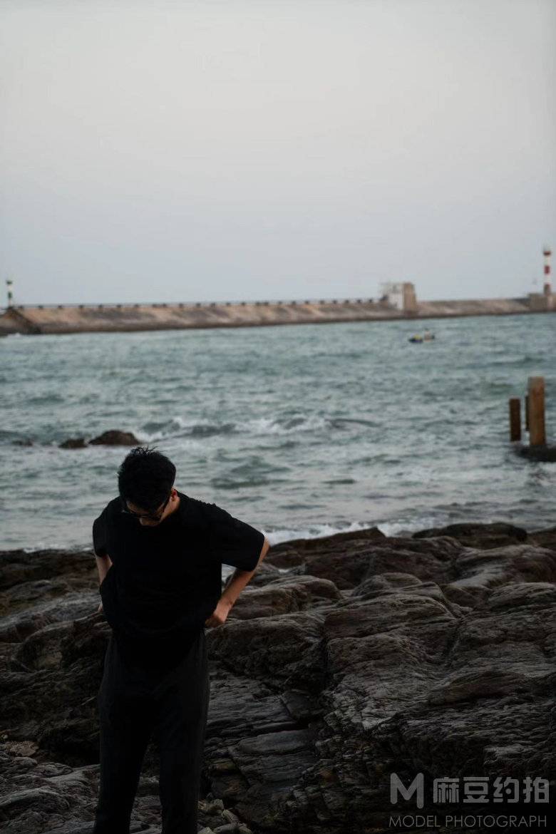 黑白模特