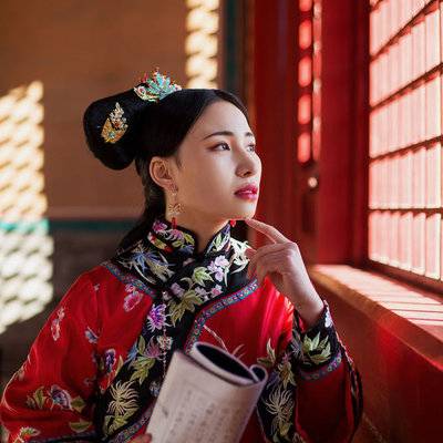汉服模特