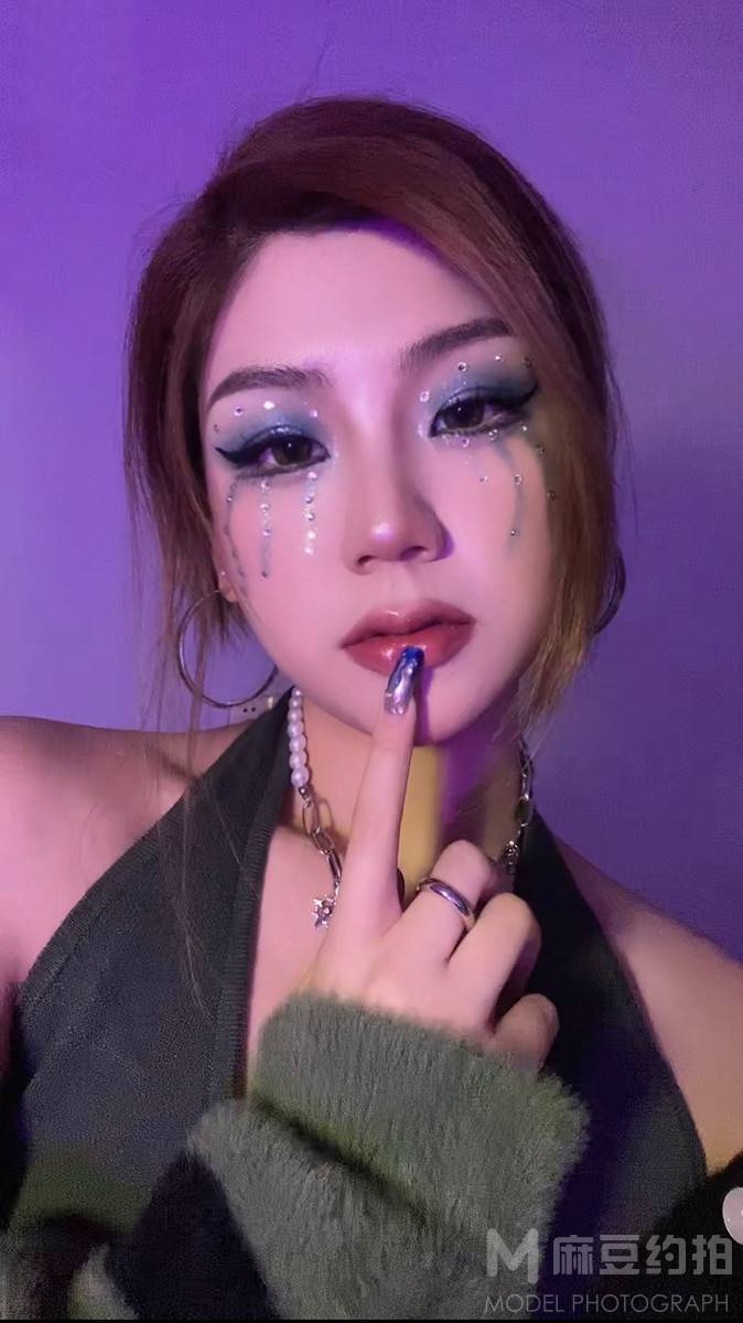 暗黑模特