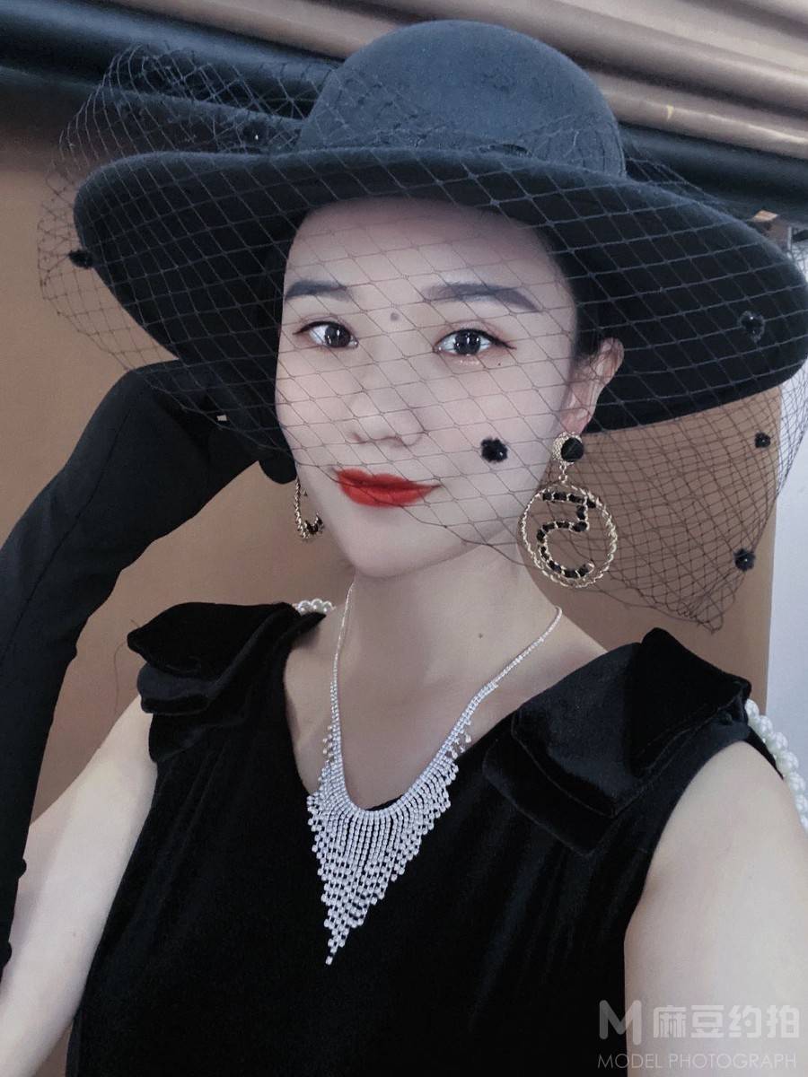 暗黑模特