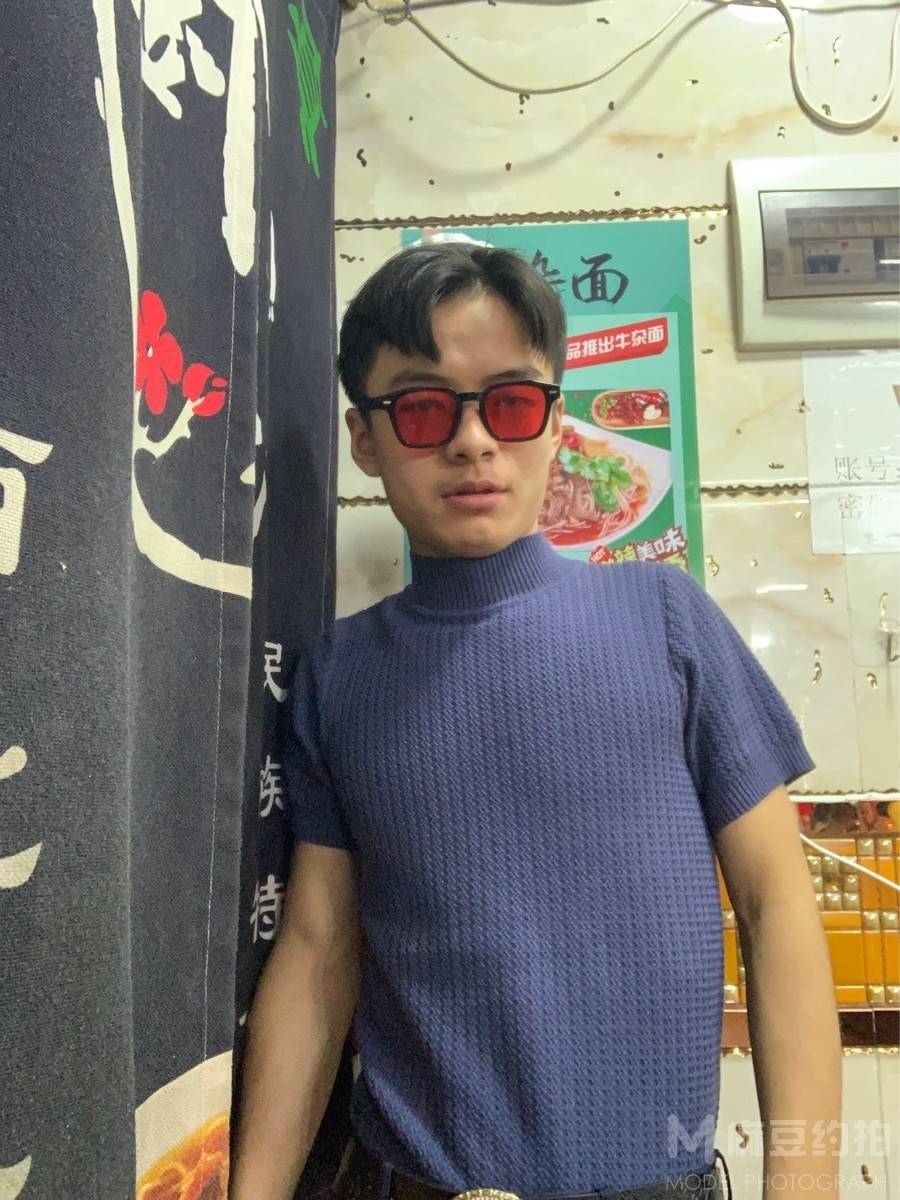 情侣模特