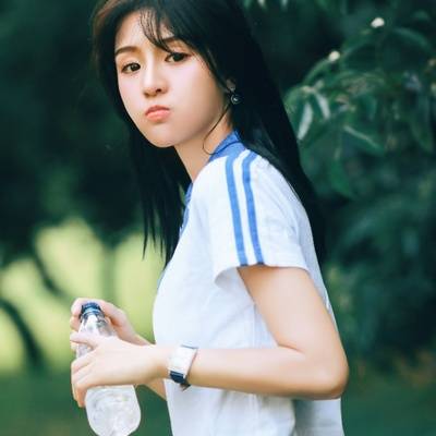 清新模特