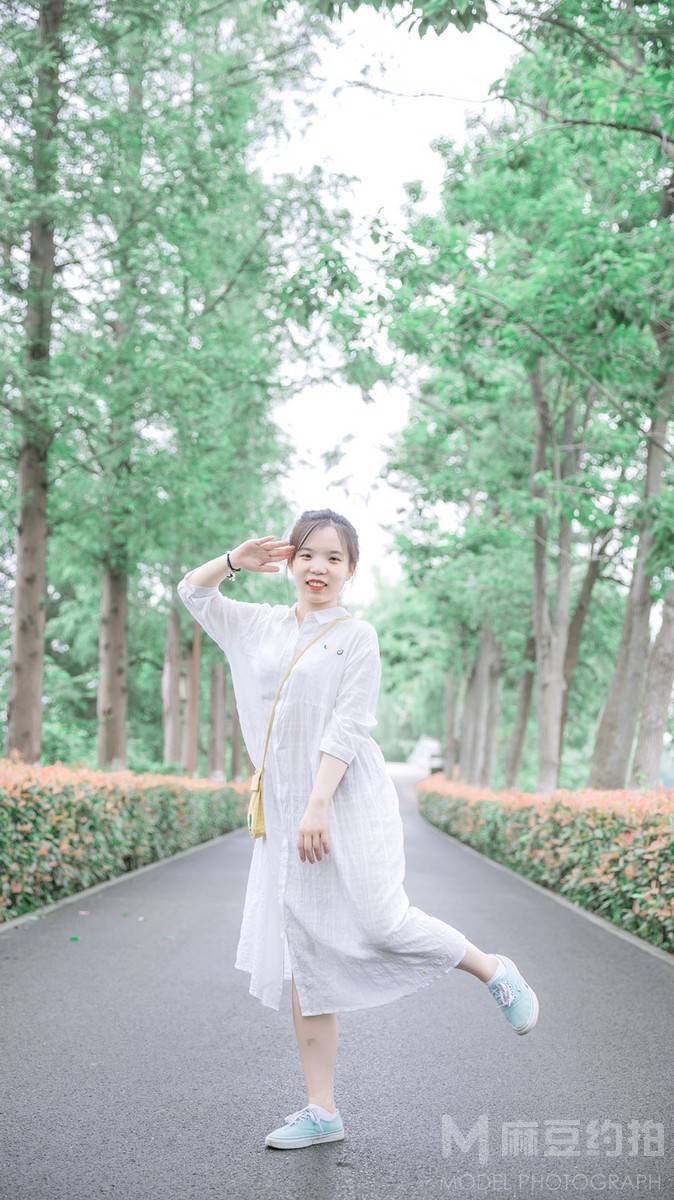 校园模特