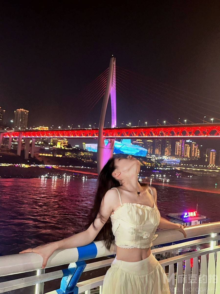 胶片模特