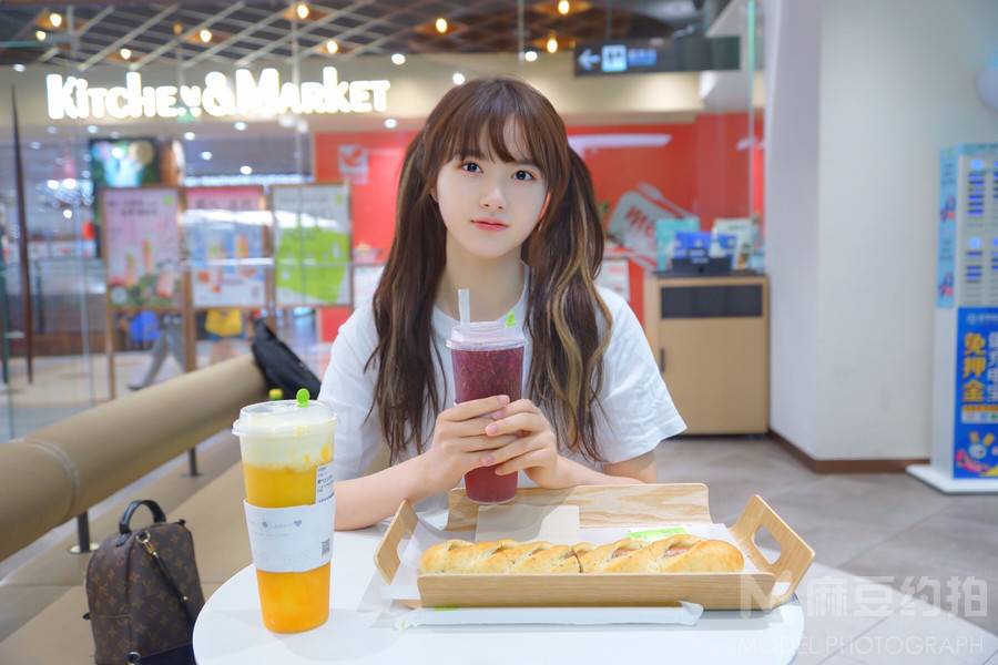 少女模特