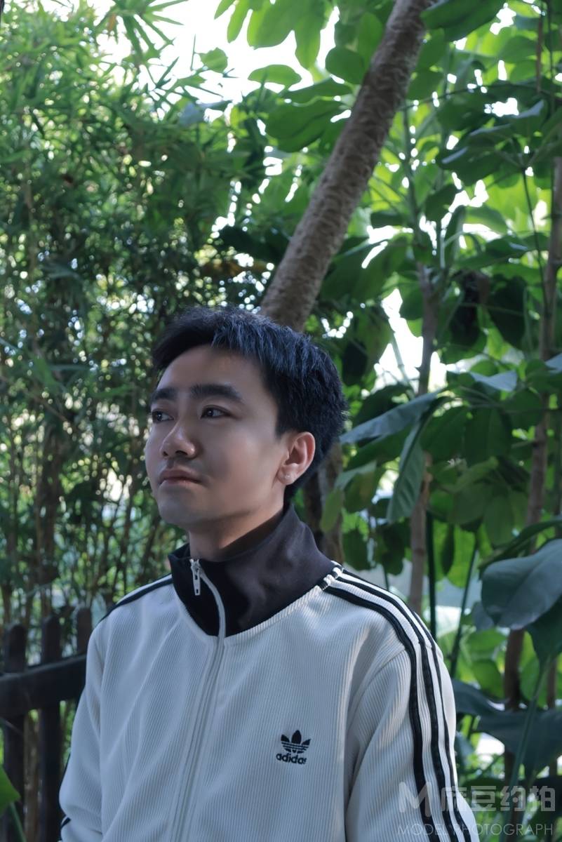 纪实模特
