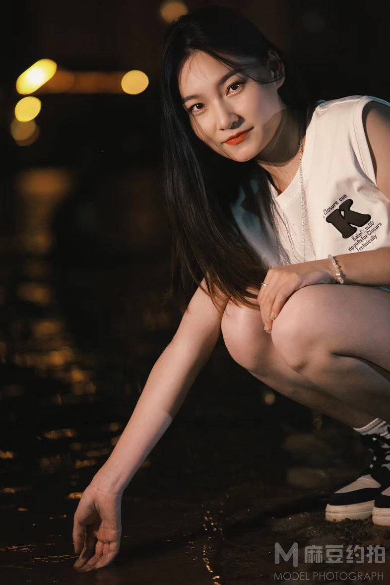 夜景模特