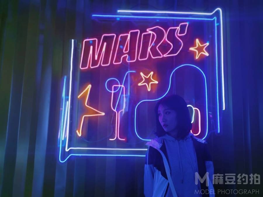 情侣模特