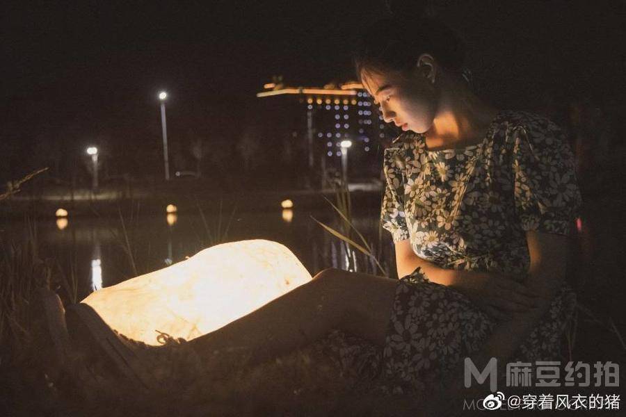 胶片模特