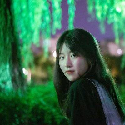 黑白模特