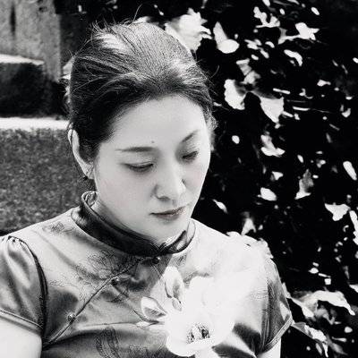 黑白模特