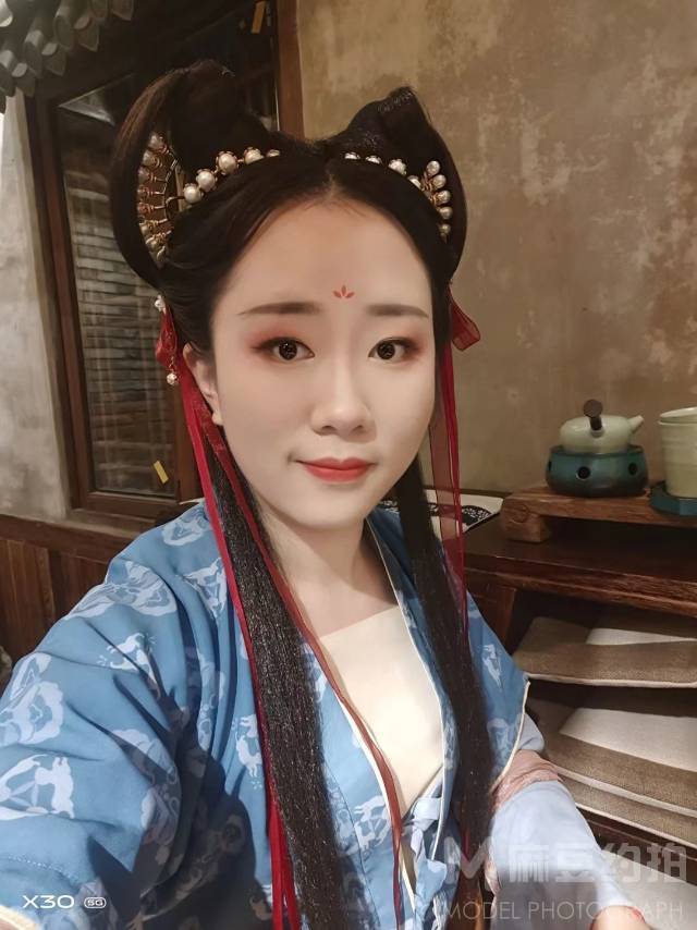 校园模特