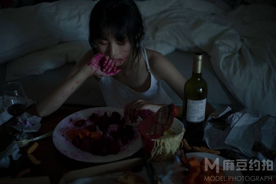情绪模特