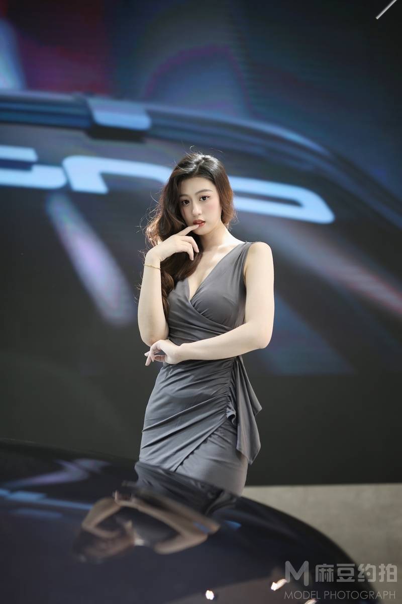宝丽来模特