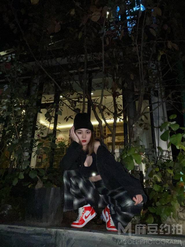 夜景模特