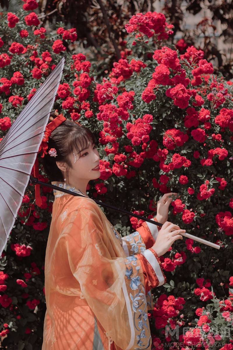 汉服模特