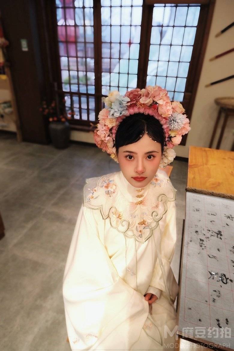 妆容模特