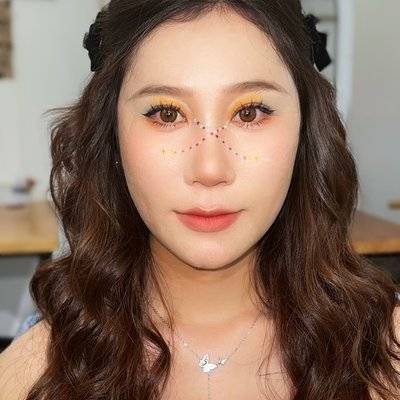 妆容模特