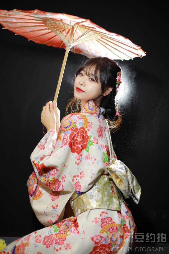 和服模特