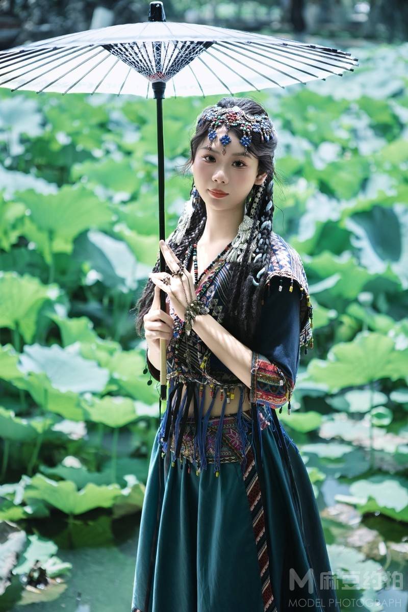 妆容模特