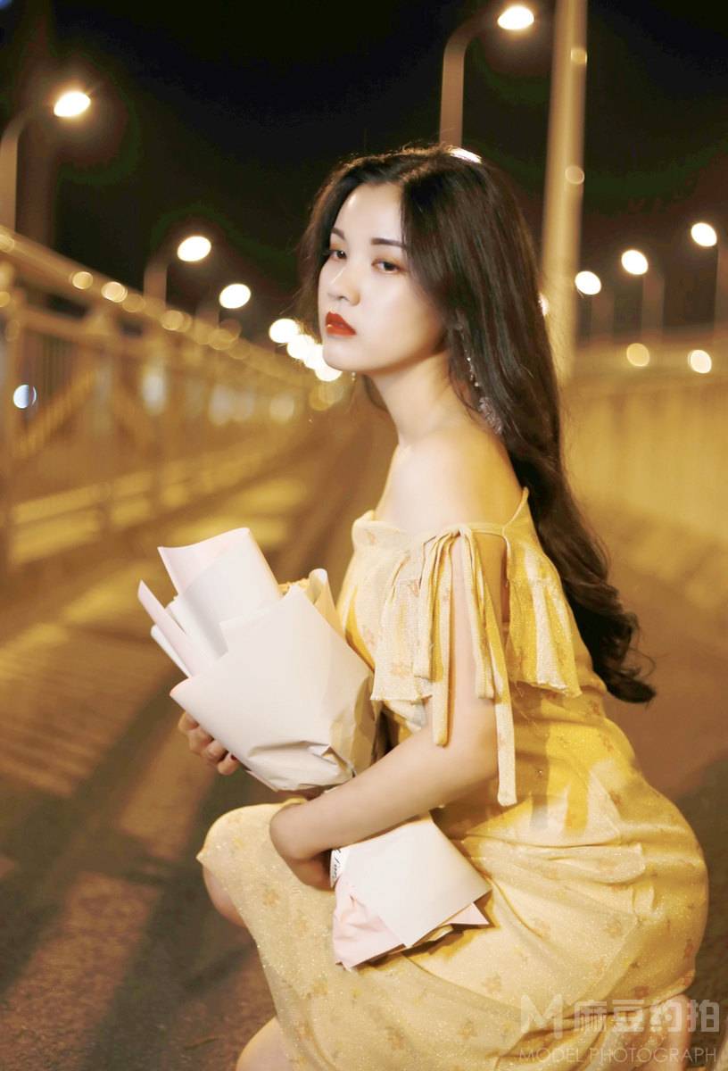 夜景模特