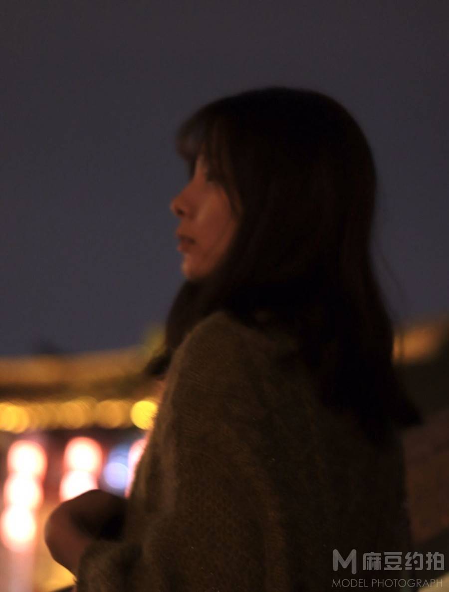 夜景模特