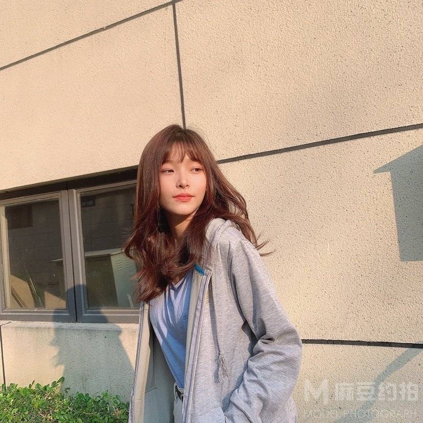 胶片模特