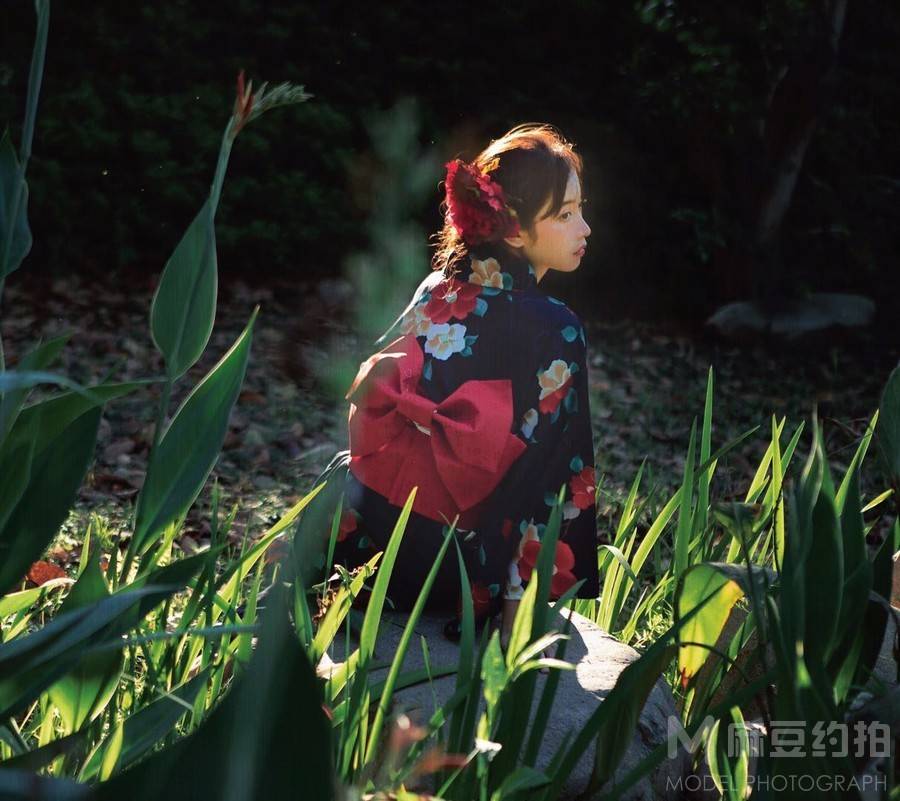 胶片模特