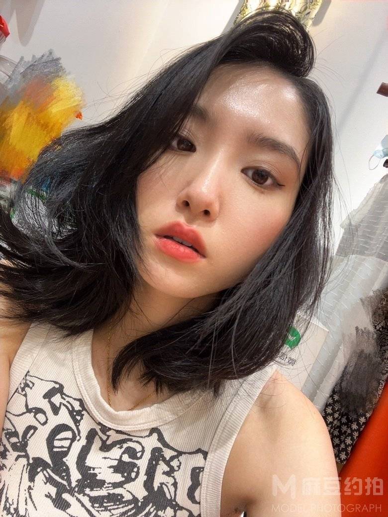 胶片模特
