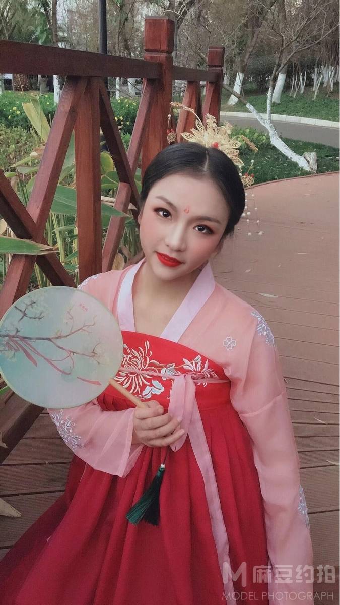 民国模特
