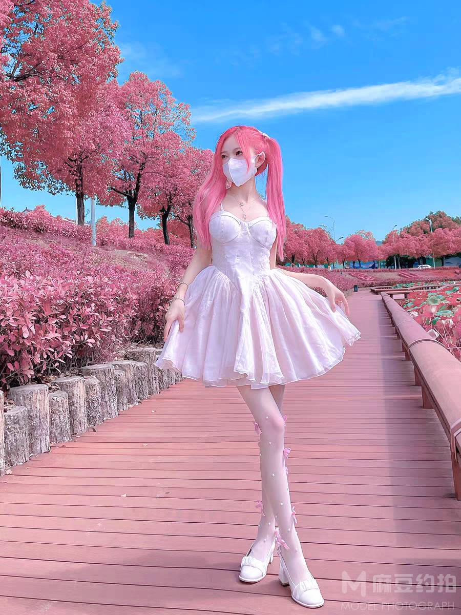 清新模特