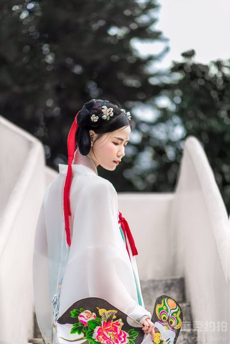 汉服模特