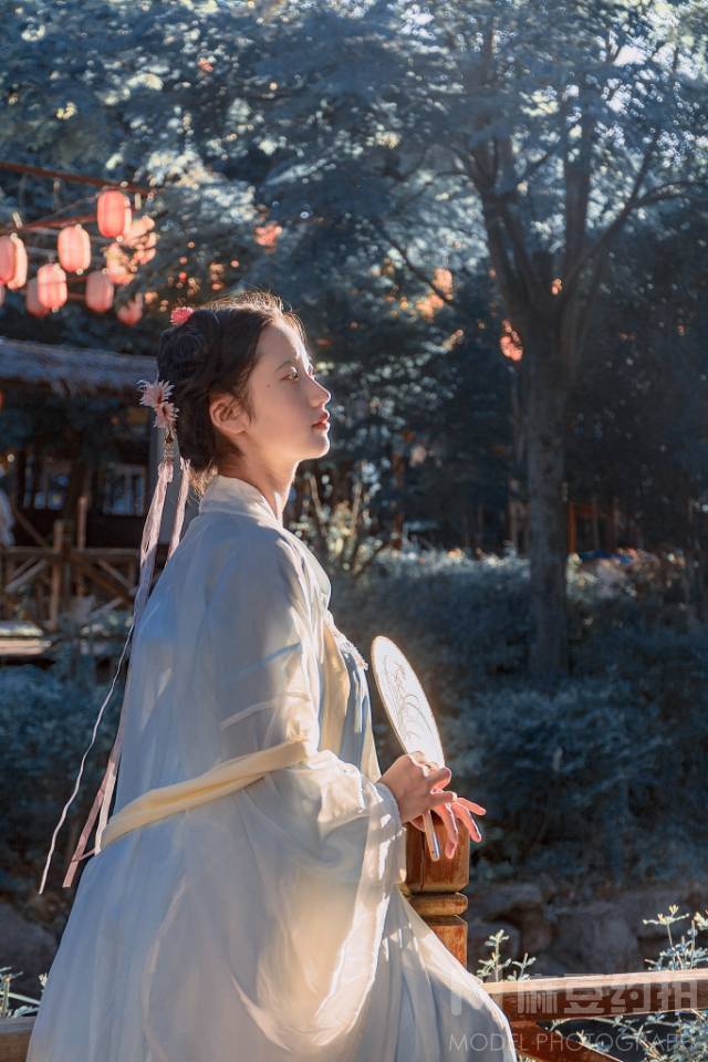 汉服模特