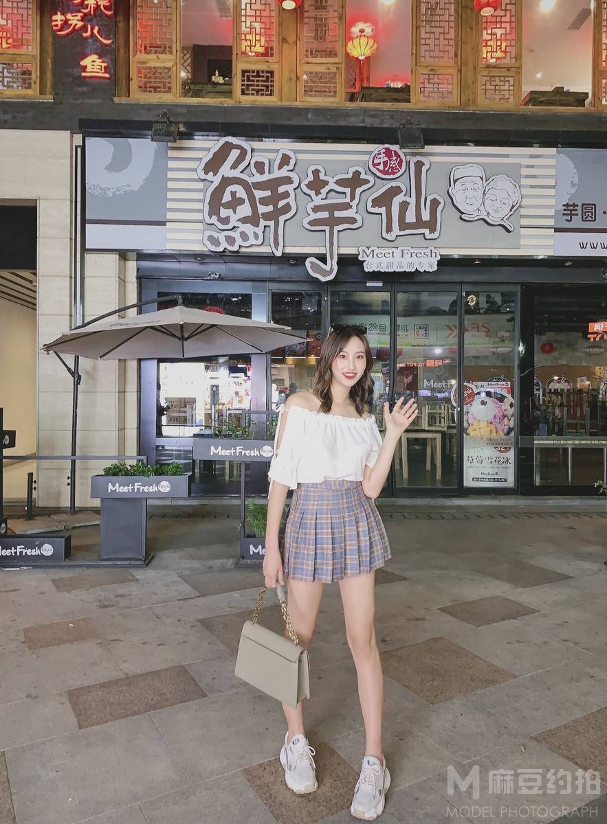 妆容模特