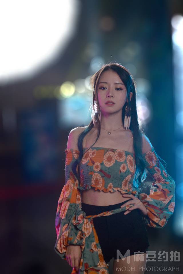 夜景模特