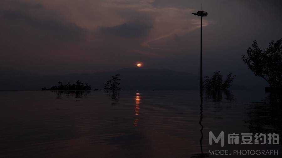 夜景模特