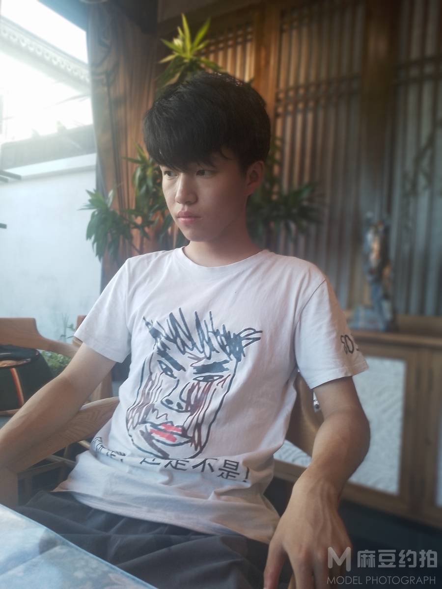 纪实模特
