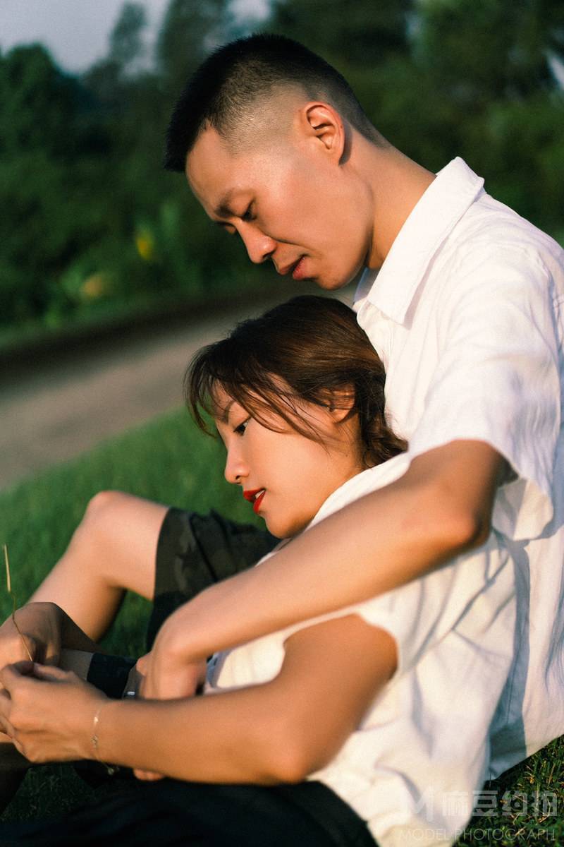 情侣模特