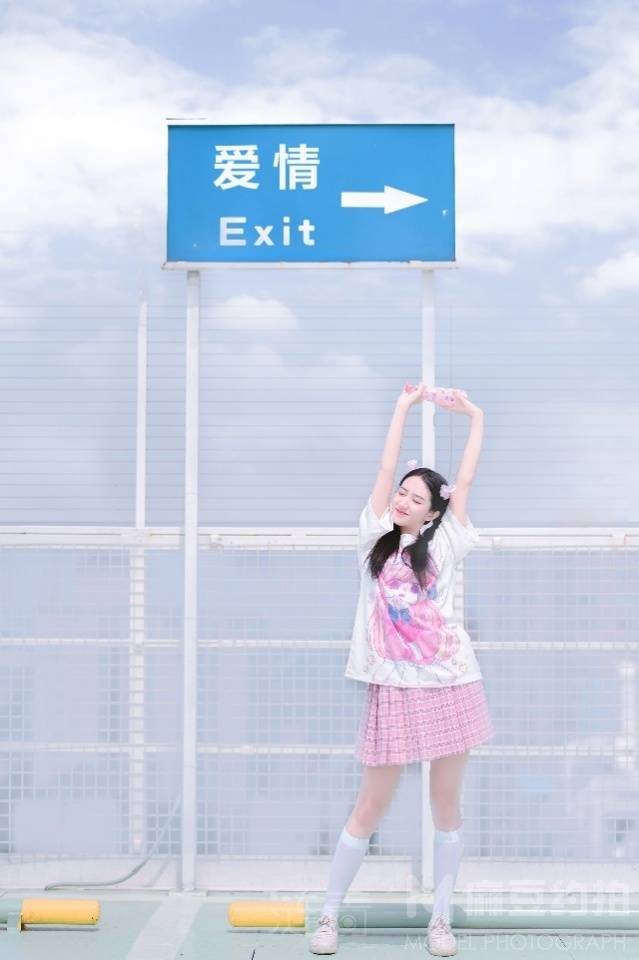 校园模特