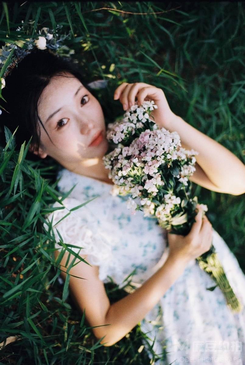胶片模特
