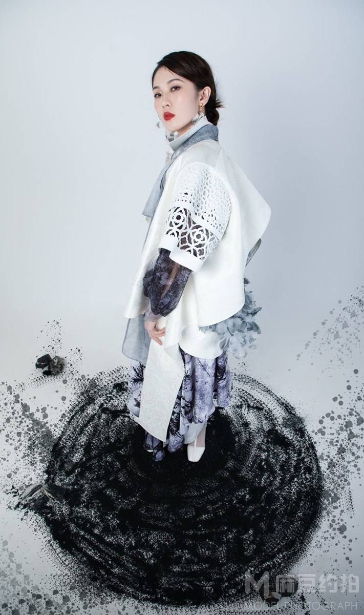 校园模特